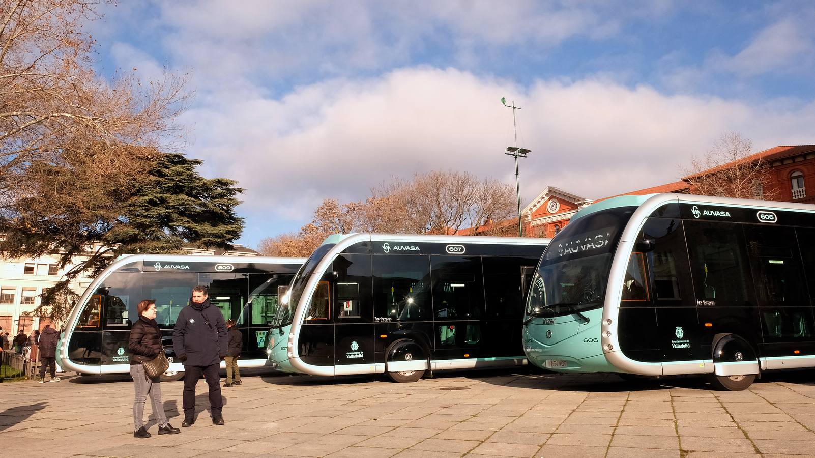 Fotos: Presentación de los nuevos autobuses eléctricos de Valladolid