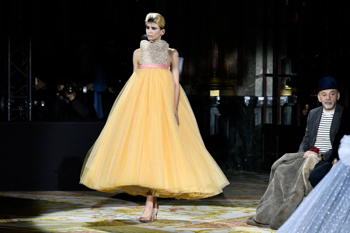 Fotos: Los vestidos más extravagantes de la París Fashion Week