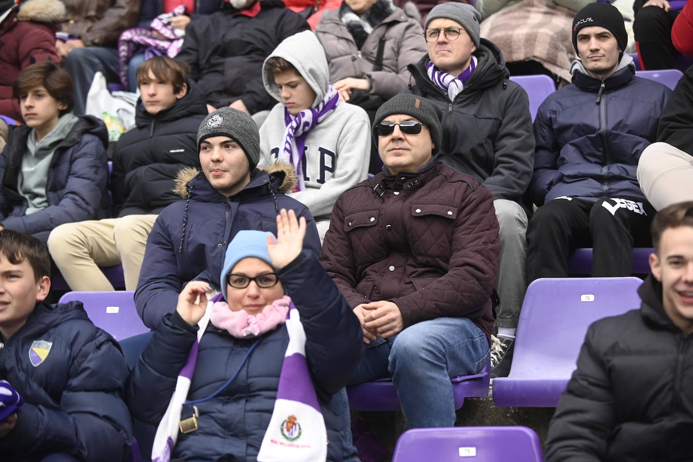 Fotos: Búscate en la grada de Zorrilla (2/2)