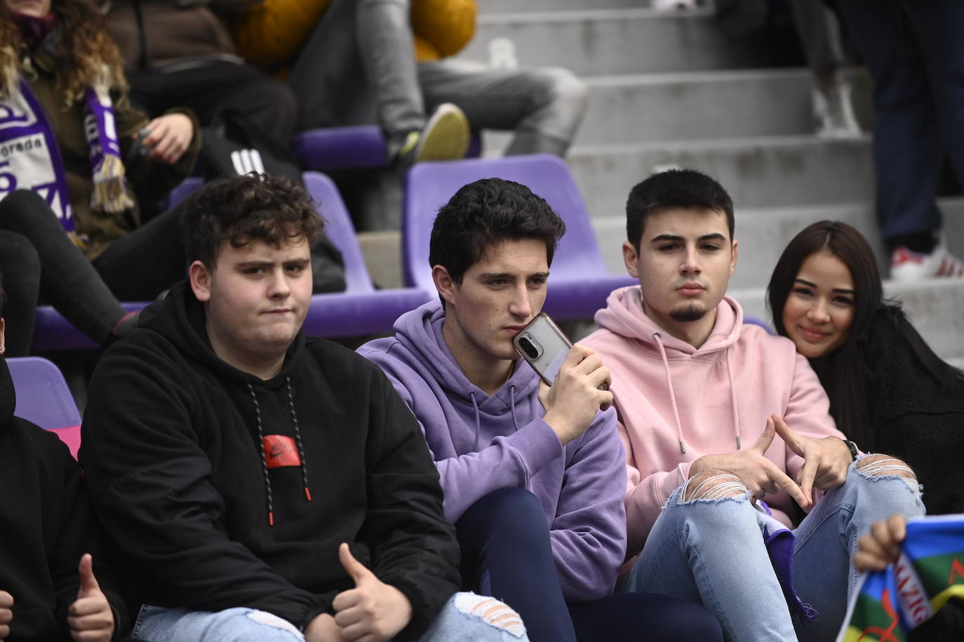 Fotos: Búscate en la grada de Zorrilla (1/2)