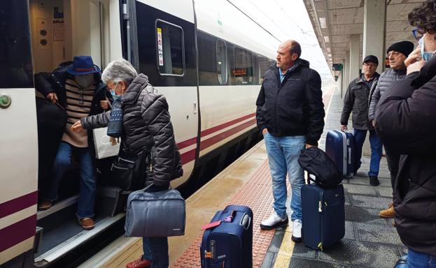 Los abonos Avant permitirán a sus usuarios utilizar trenes Ave y Alvia