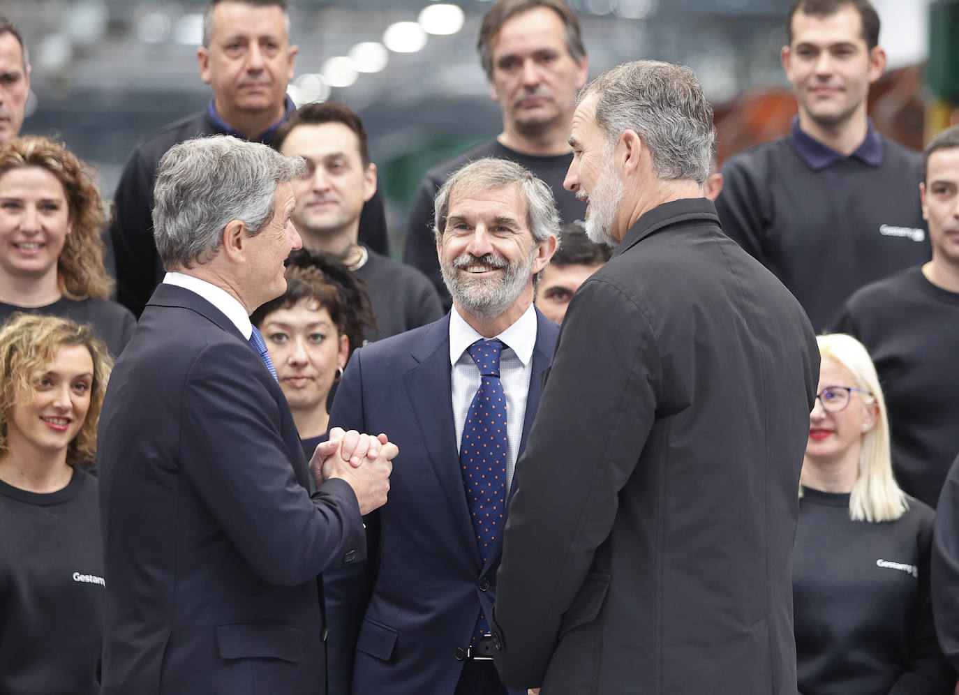 Fotos: El Rey Felipe VI conoce la innovadora planta de Gestamp en Palencia