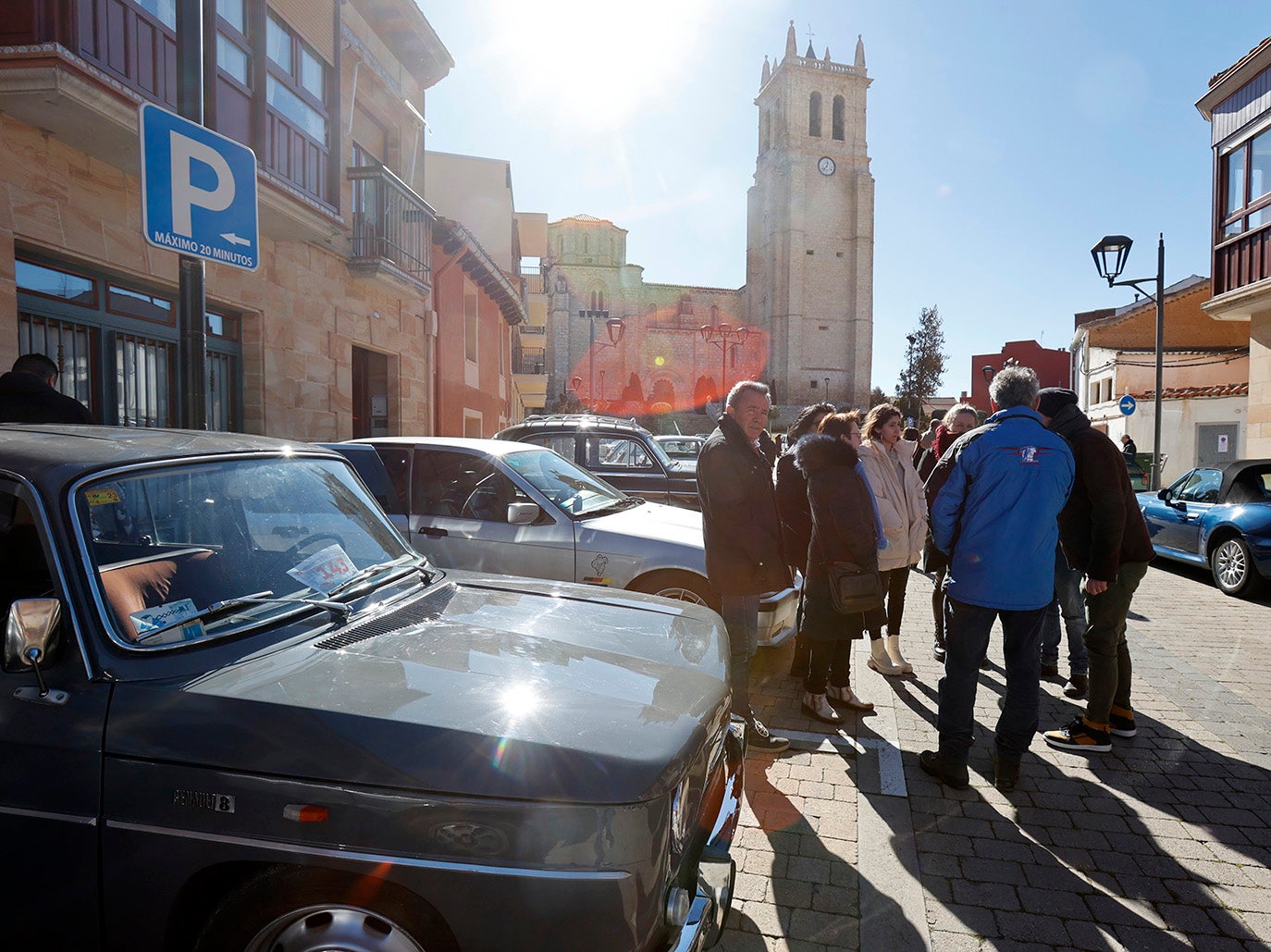 Coches clásicos en Villamuriel de Cerrato