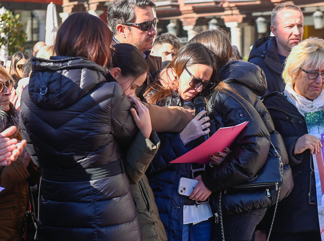 Fotos: Concentración en Valladolid para pedir justicia tras el asesinato de Paloma Pinedo y su hija India