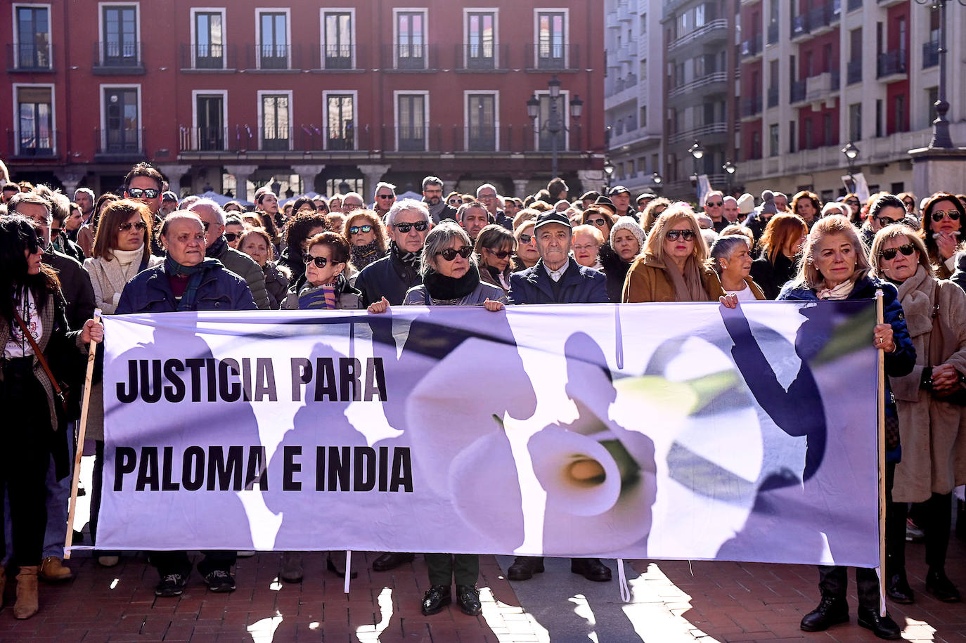 Fotos: Concentración en Valladolid para pedir justicia tras el asesinato de Paloma Pinedo y su hija India