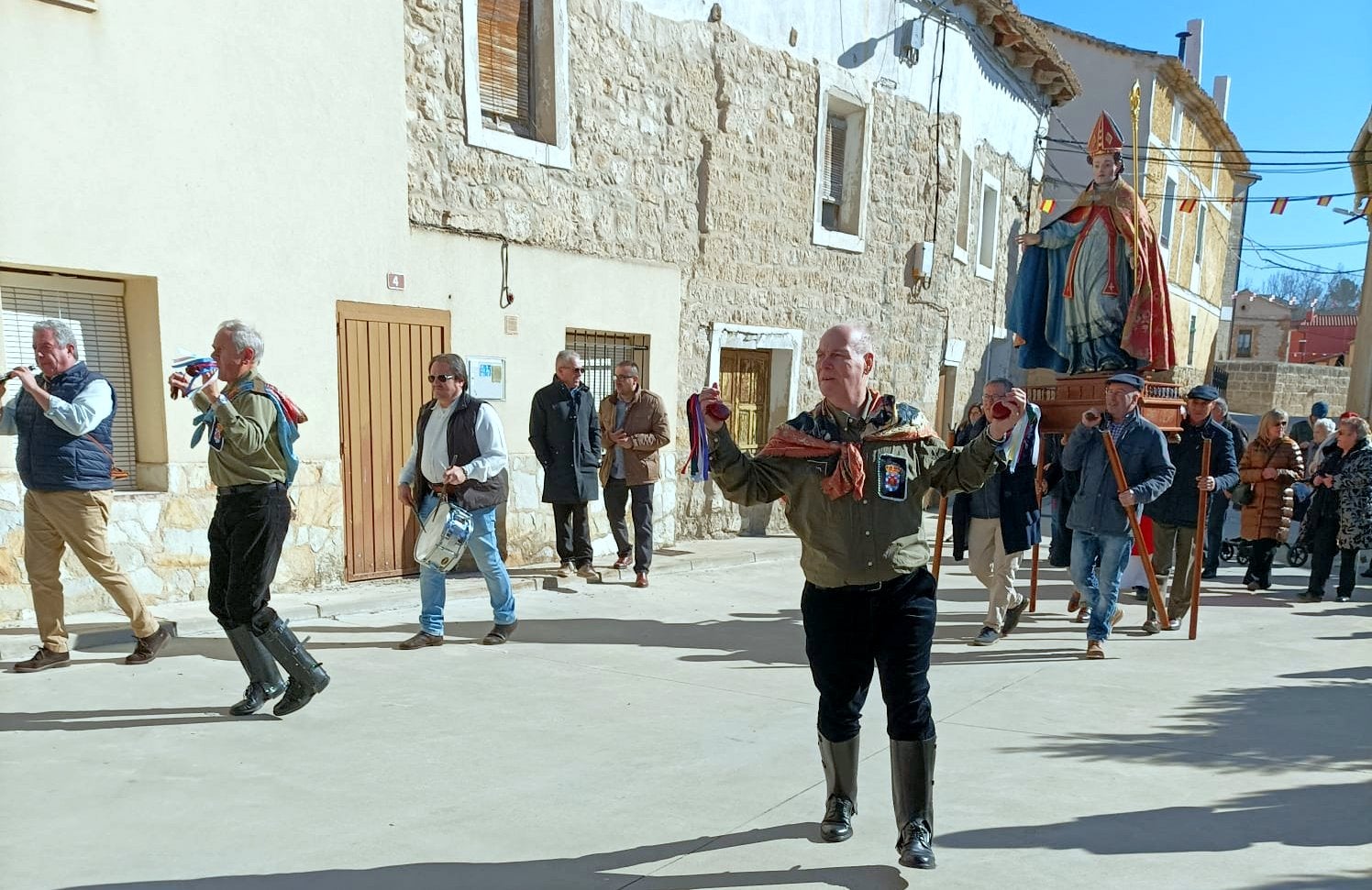 Hornillos de Cerrato danza en honor a las Candelas y San Blas