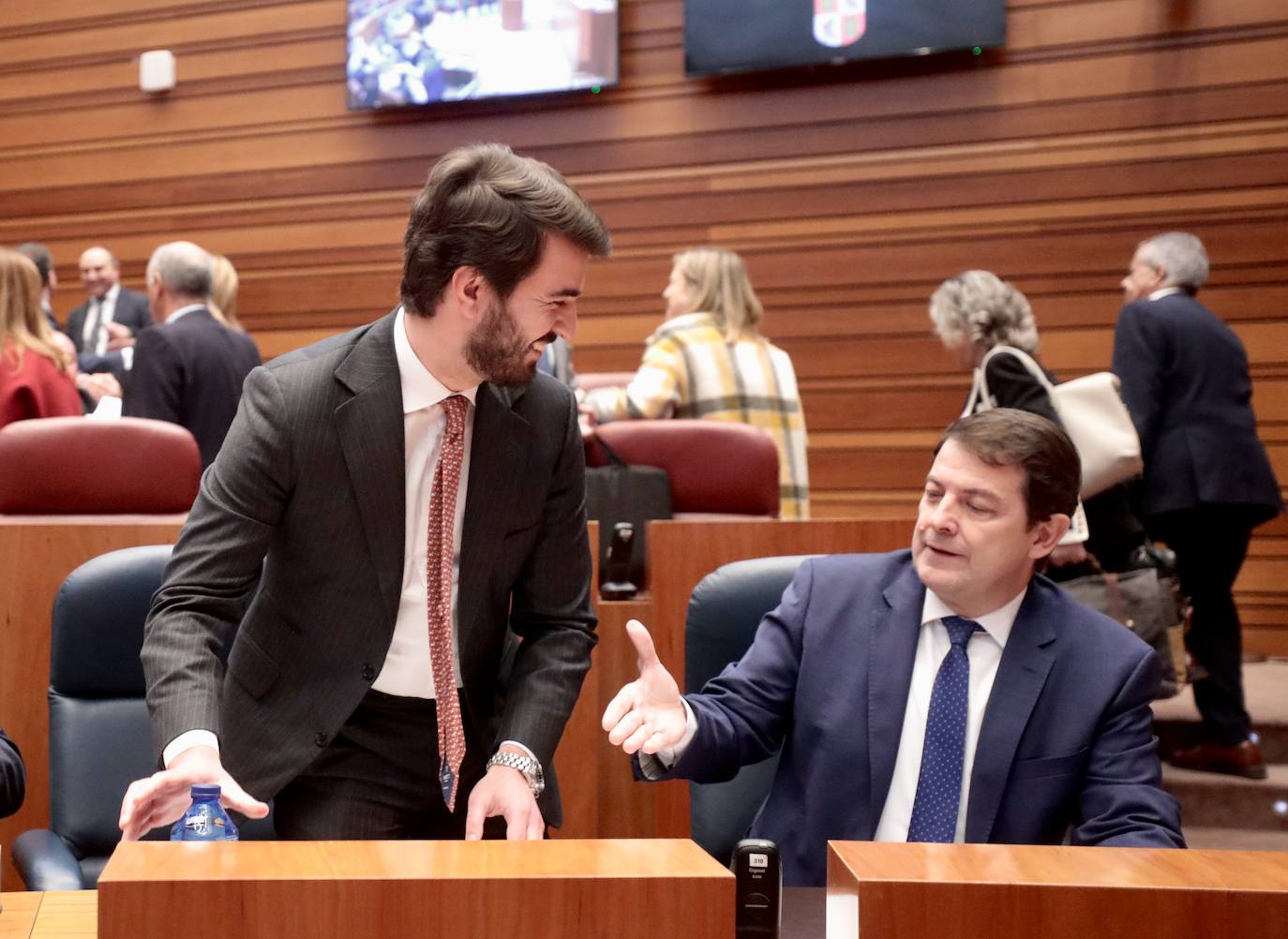 Los bloques en las Cortes de Castilla y León se atrincheran en los argumentos nacionales