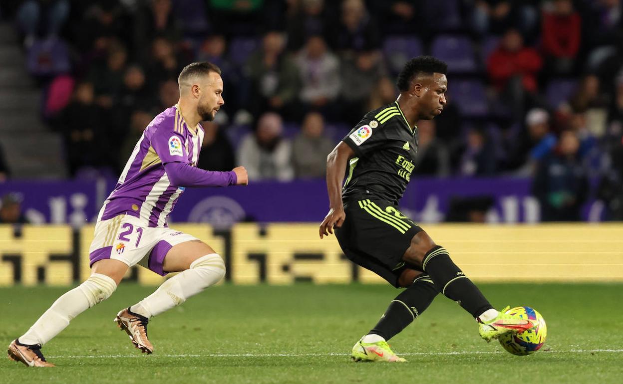 Vinicius en el encuentro ante el Real Valladolid.