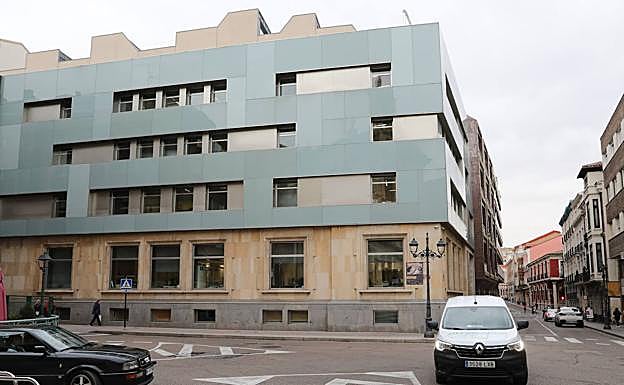 Piden cárcel para el dueño de un podenco al que no cuidó y acabó muriendo