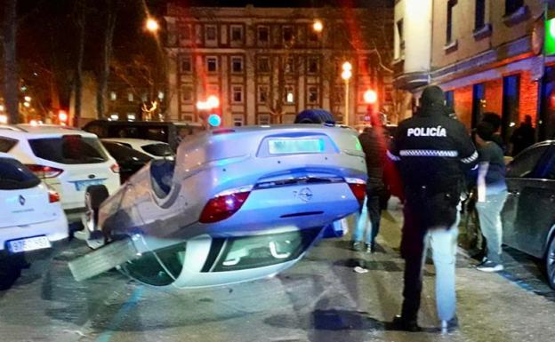 Vuelca su coche y da positivo en alcoholemia «en tramo penal» en Valladolid