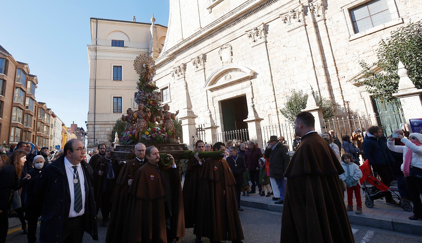 Procesión y misa de las Candelas en Palencia