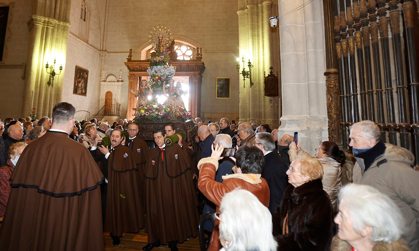 Procesión y misa de las Candelas en Palencia