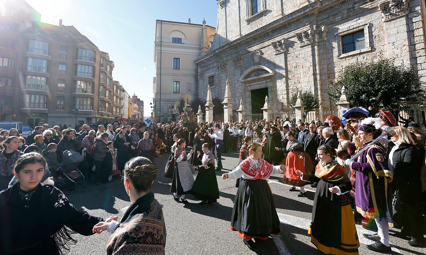Procesión y misa de las Candelas en Palencia