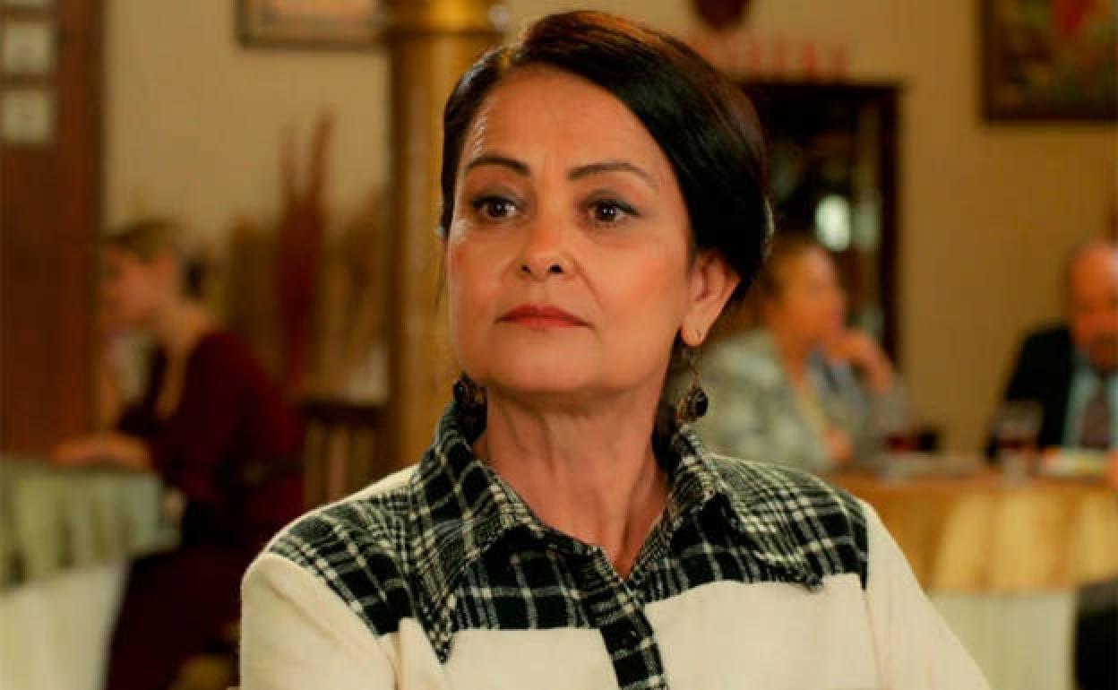 Emel Atici, en una secuencia de 'Tierra Amarga'. 