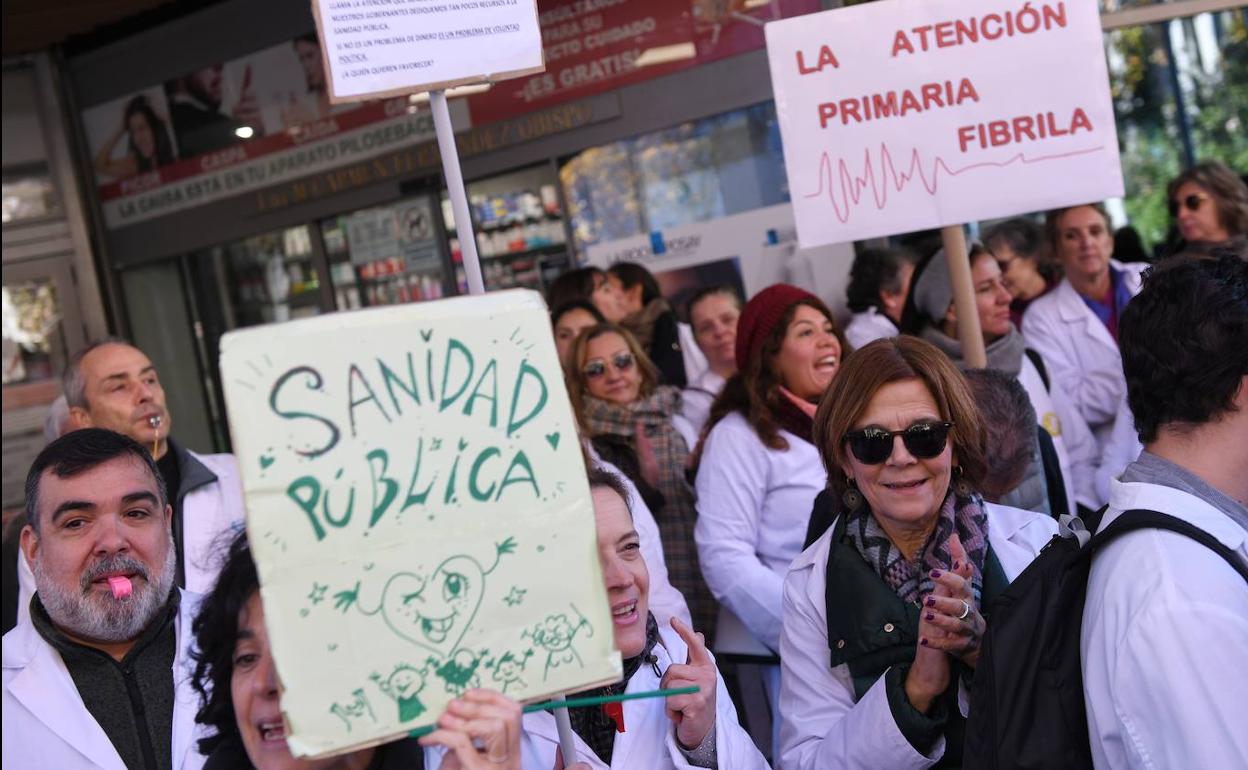 Manifestación en Madrid por la mejora de la Atención Primaria en la Sanidad Pública. 