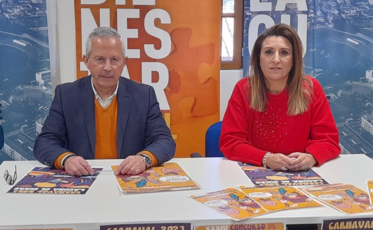 Román Rodríguez, alcalde de Laguna de Duero, y Estela Crespo, concejala de Bienestar Social 