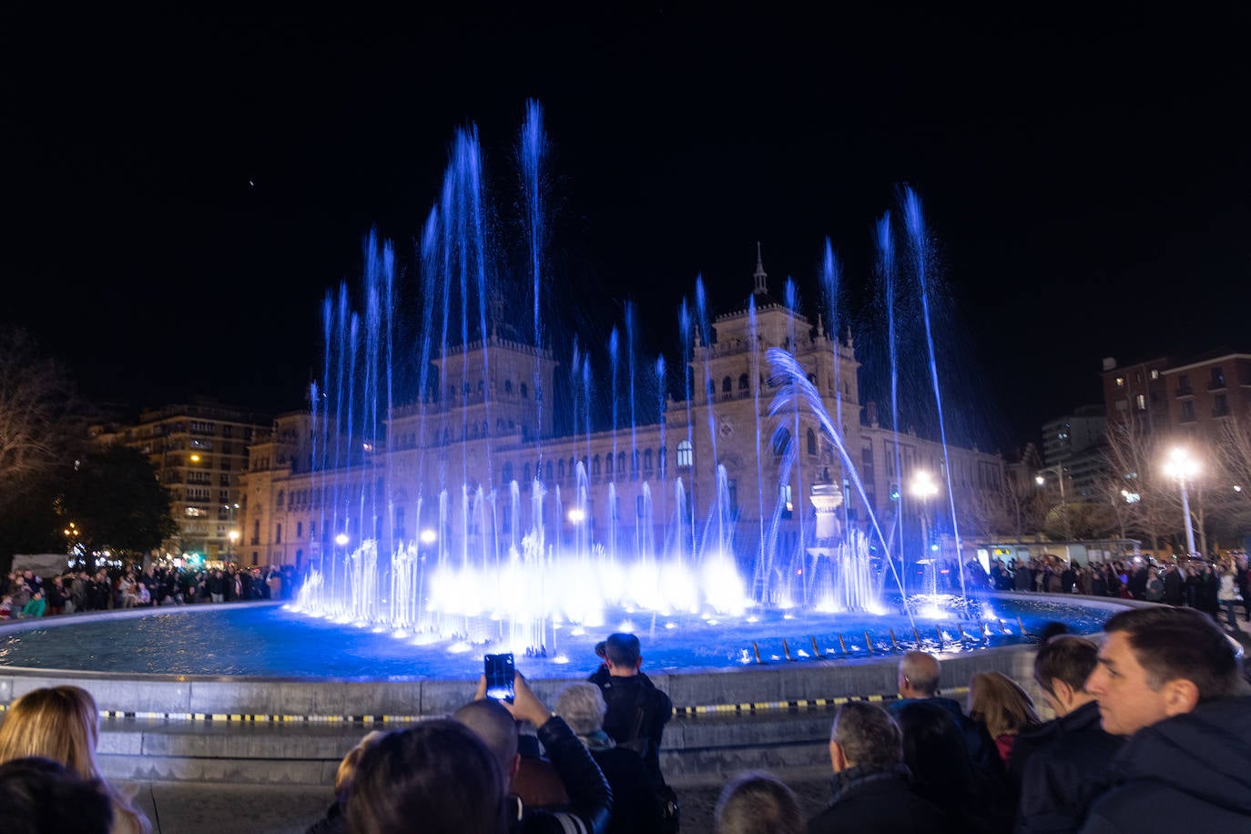 Inauguración fuente Zorrilla de Valladolid con un espectáculo de luz y música 