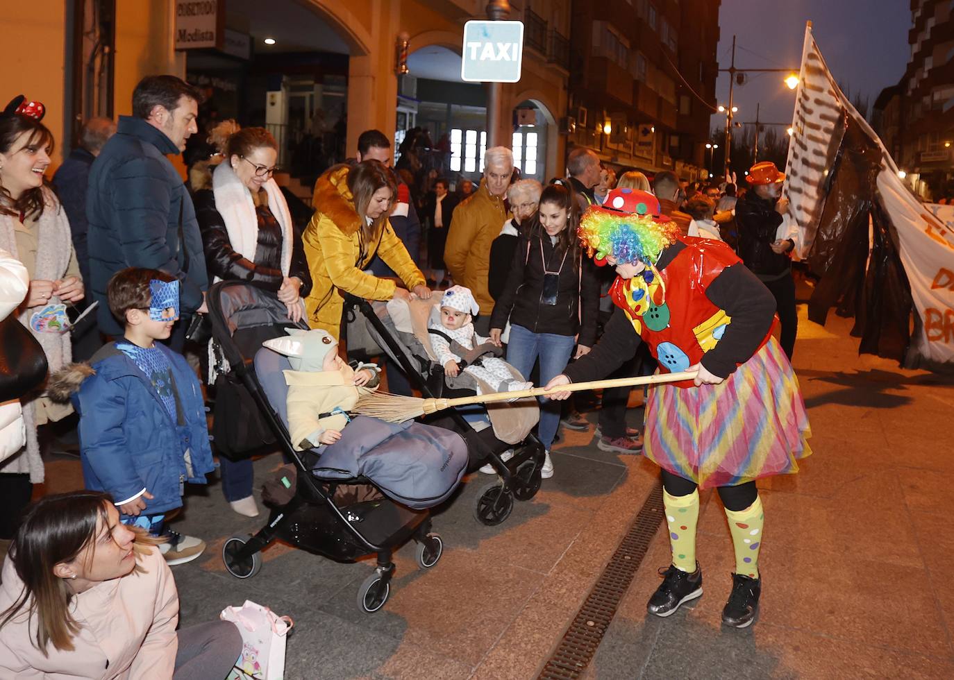 Fotos: El desfile del carnaval de Palencia, al detalle (I)