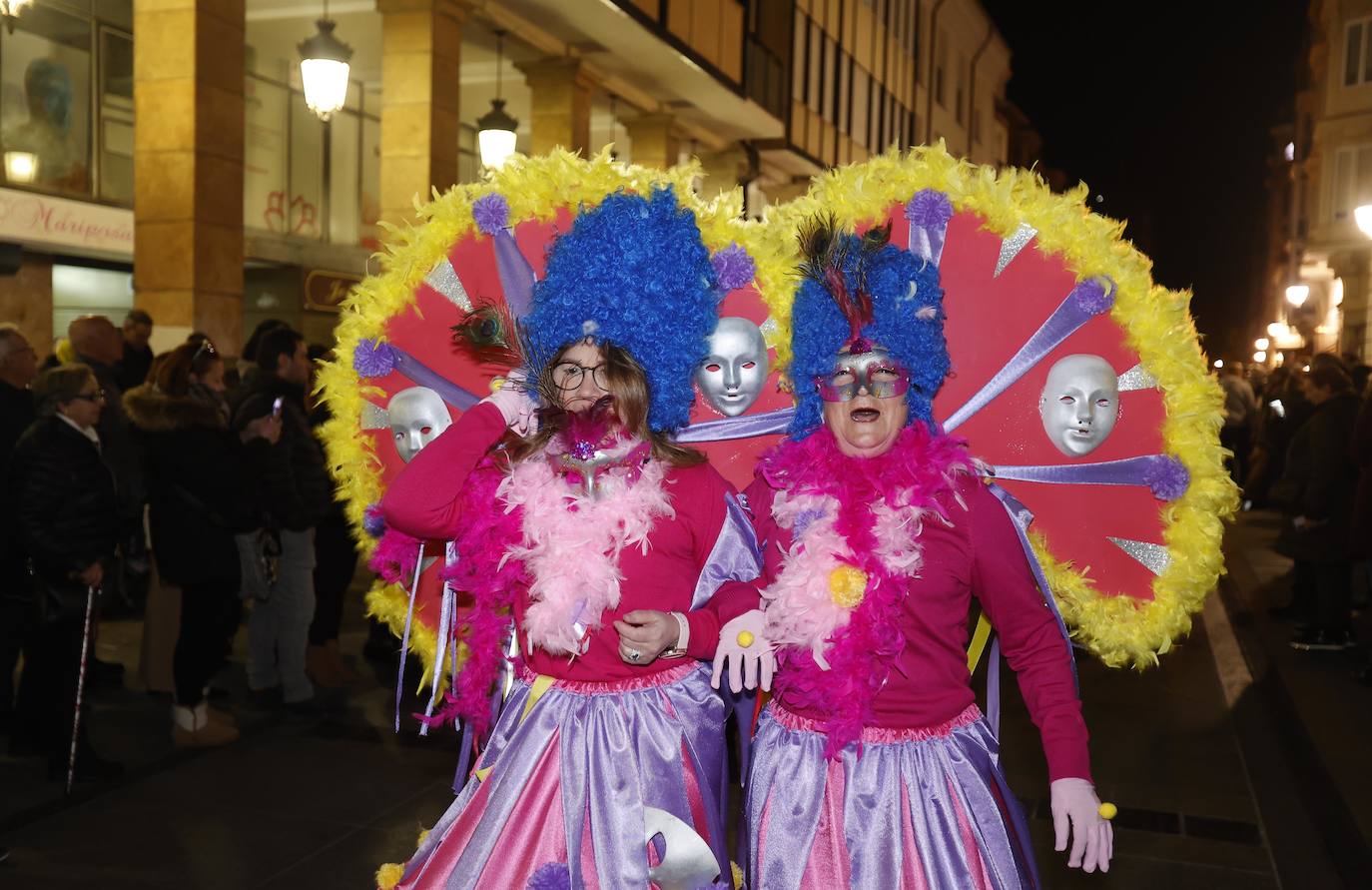 Fotos: El desfile del carnaval de Palencia, al detalle (II)