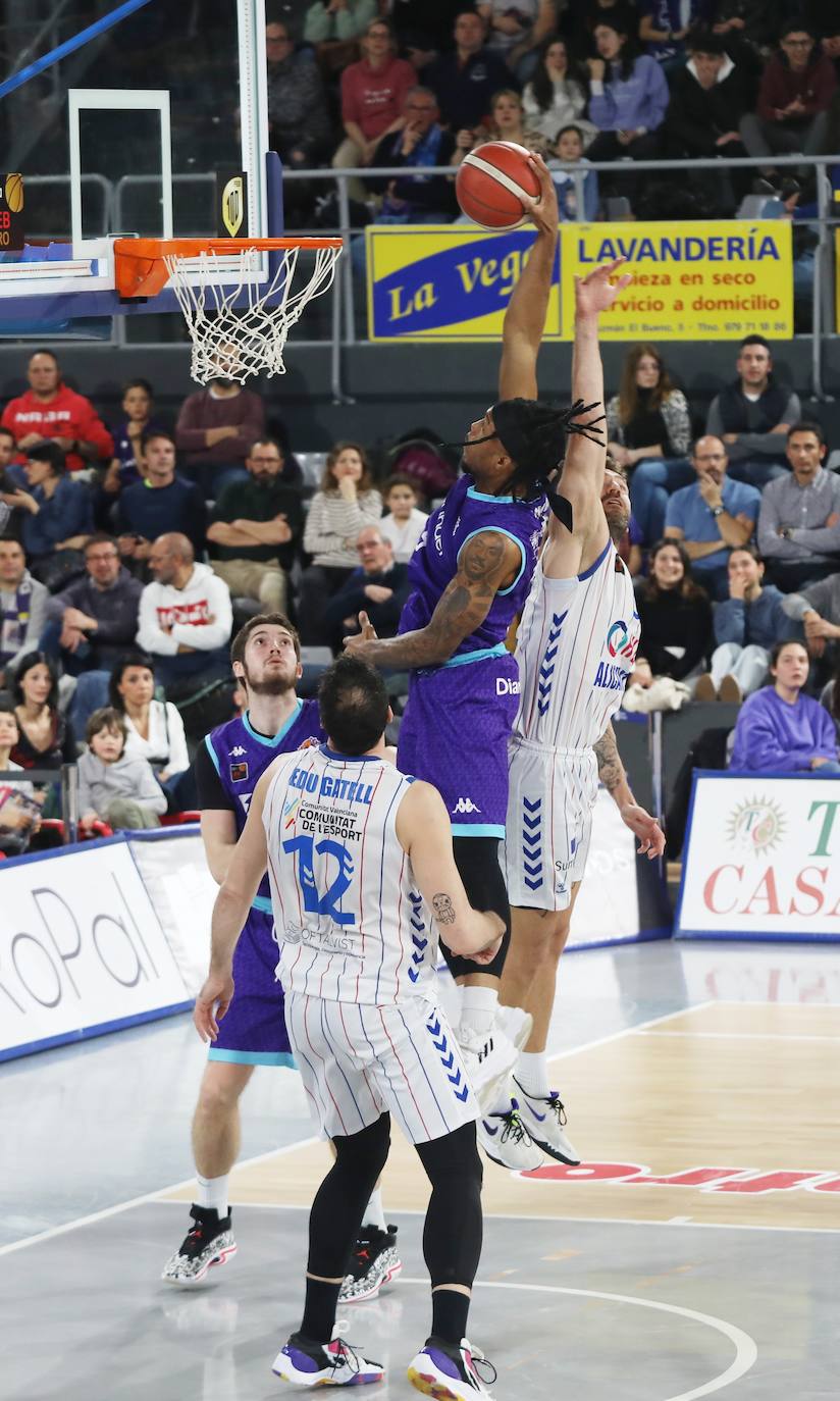 Fotos: Otra victoria para el Zunder con el Alicante (87-79)