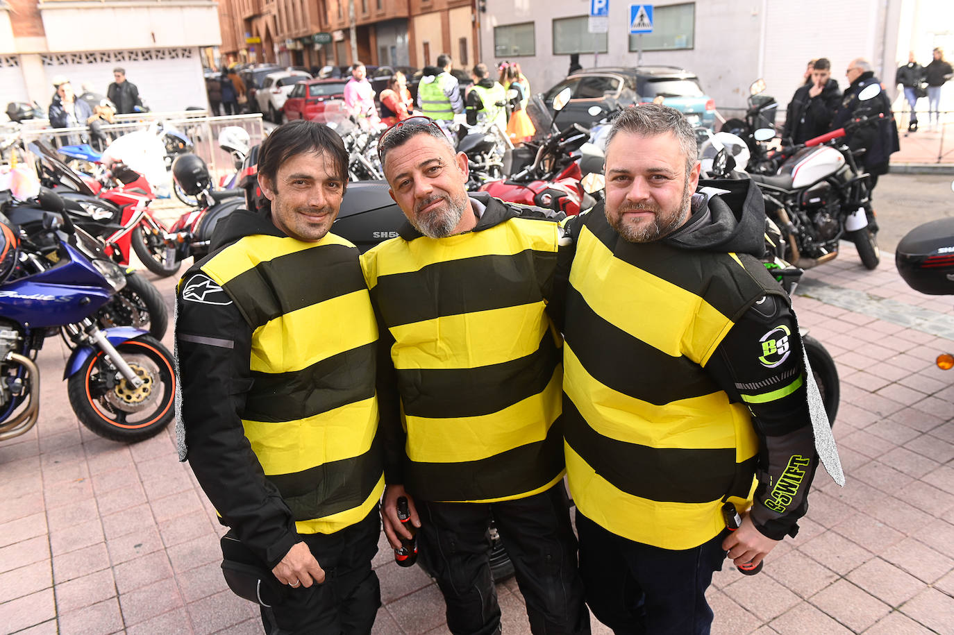 Un momento del desfile de carnaval en motos celebrado este domingo en Valladolid. 