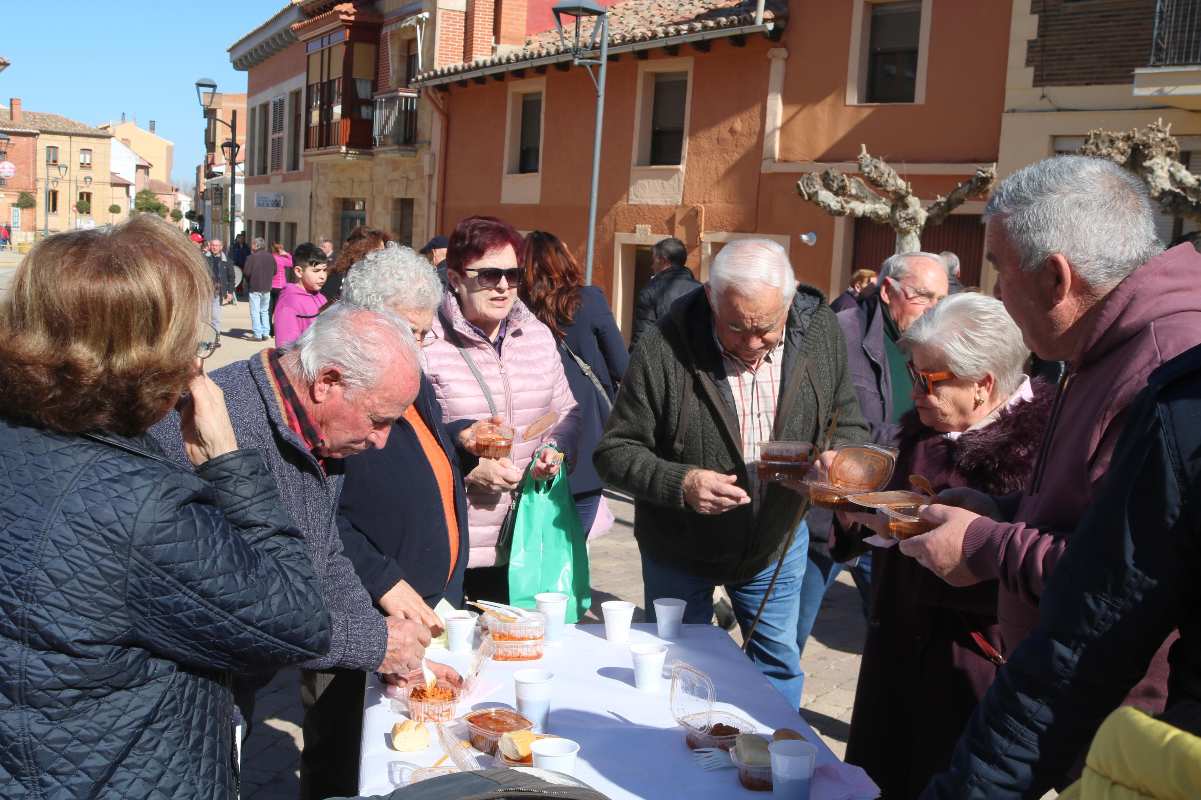 Villamuriel de Cerrato vivió una jornada festiva con música, danzas y gastronomía