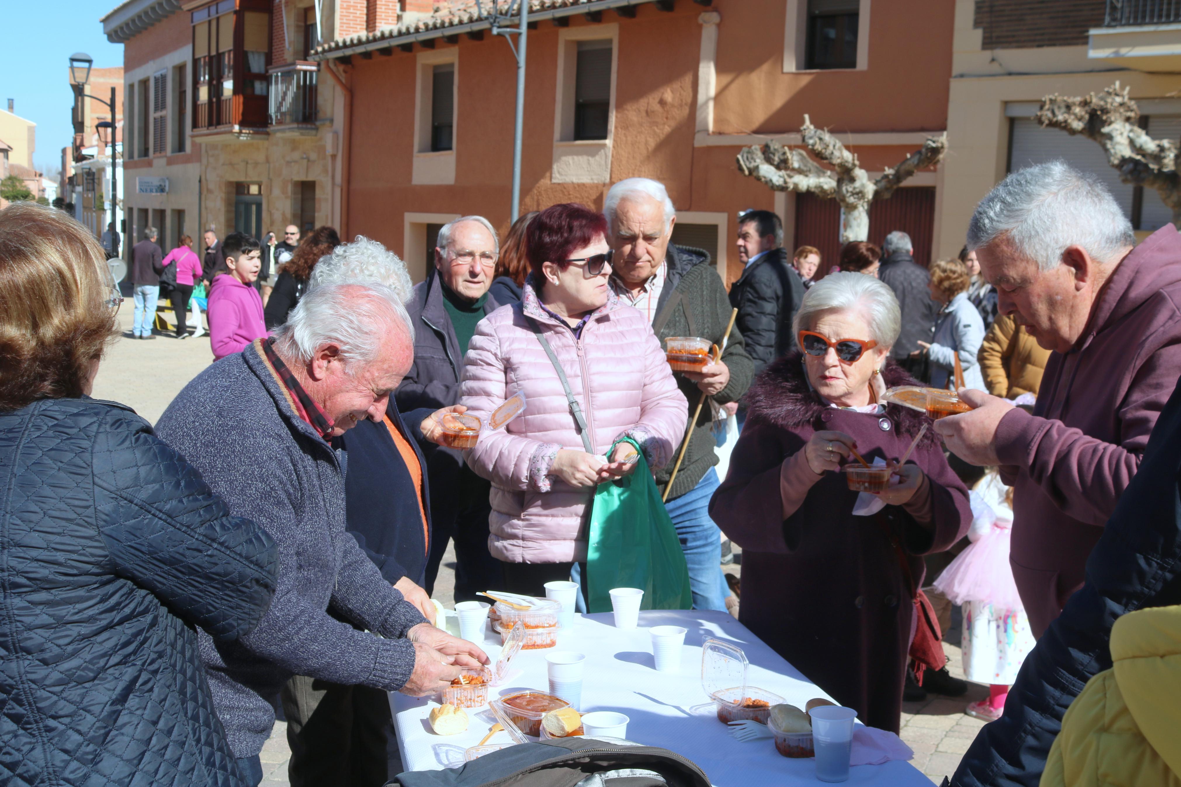 Villamuriel de Cerrato vivió una jornada festiva con música, danzas y gastronomía