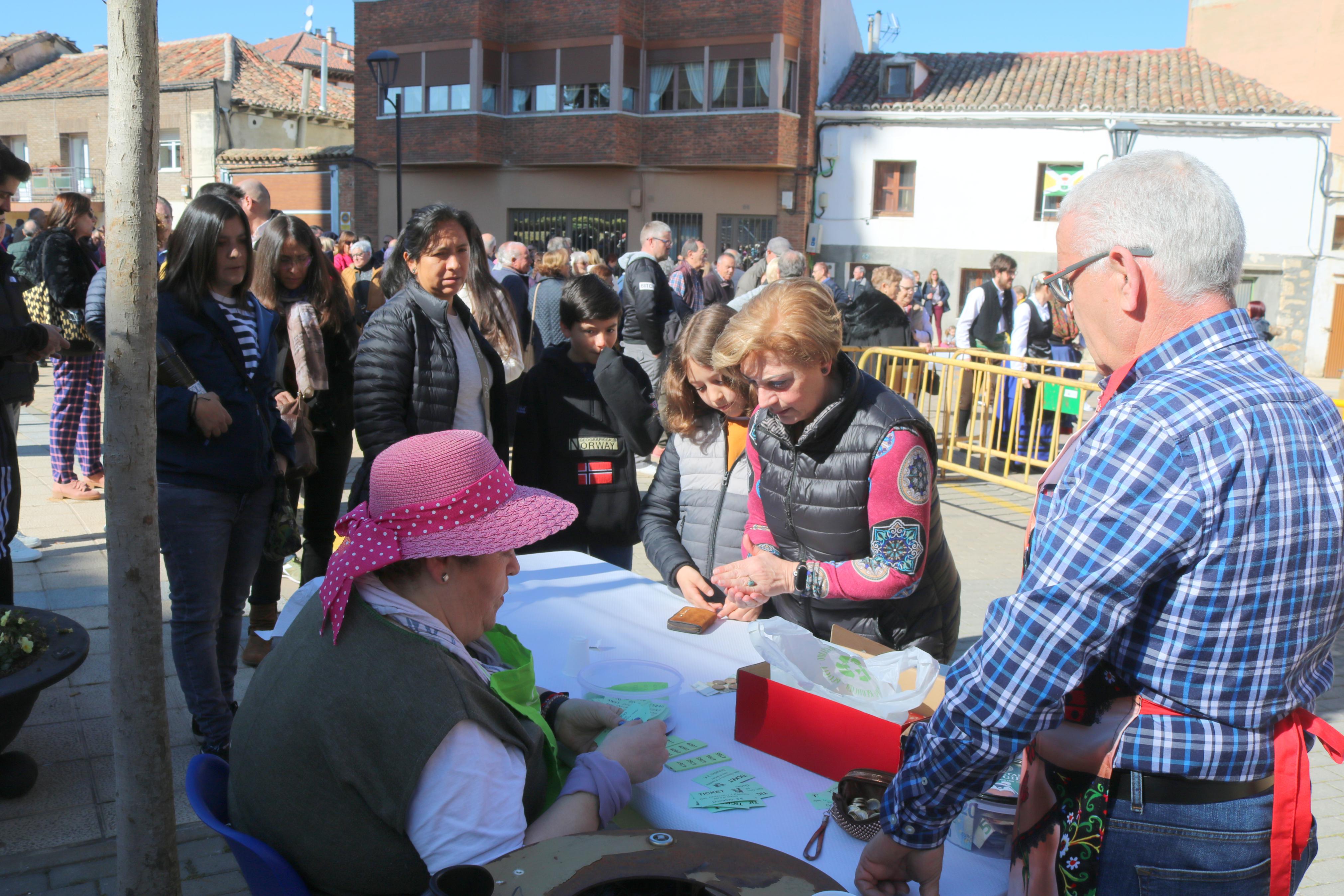 Villamuriel de Cerrato vivió una jornada festiva con música, danzas y gastronomía