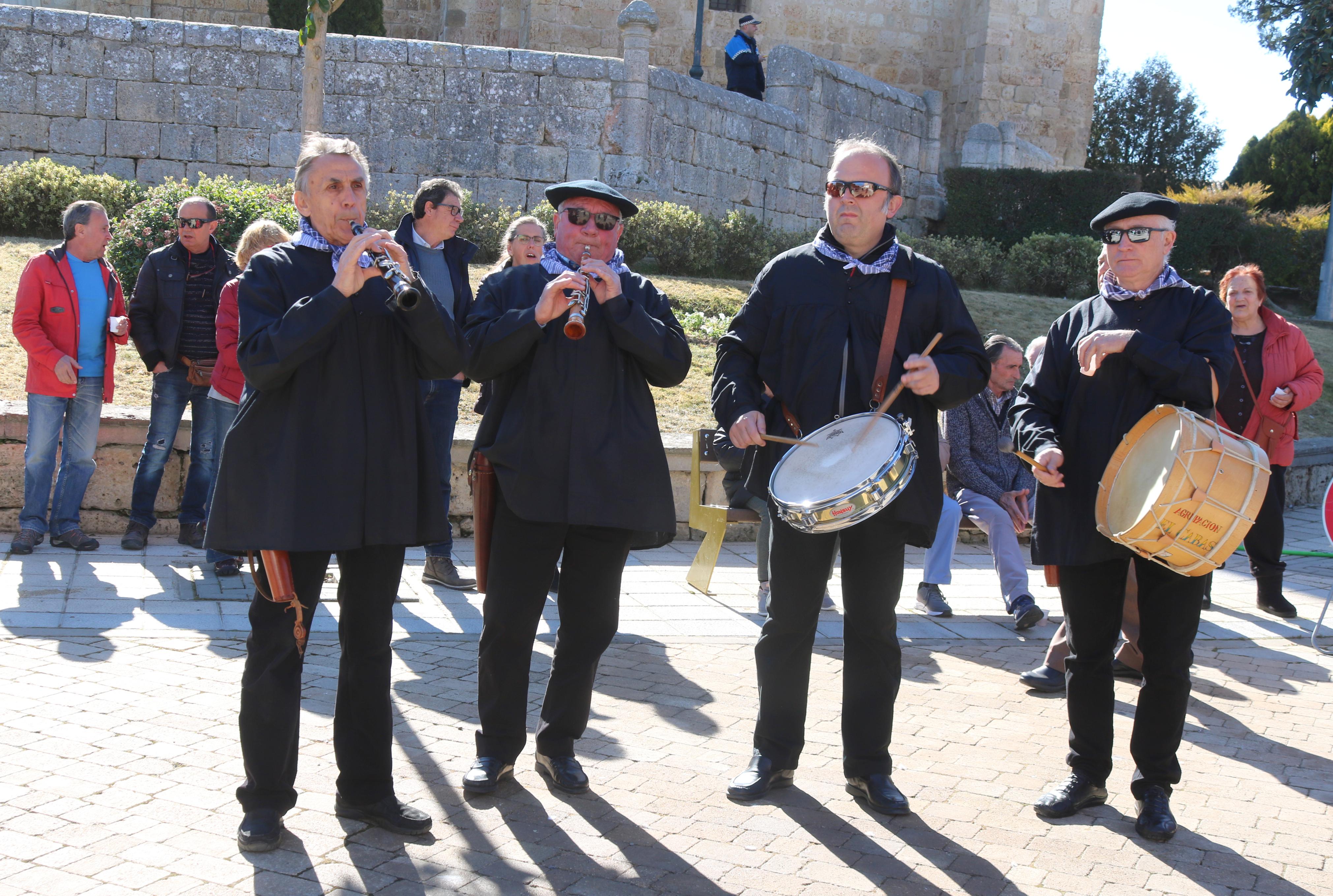 Villamuriel de Cerrato vivió una jornada festiva con música, danzas y gastronomía