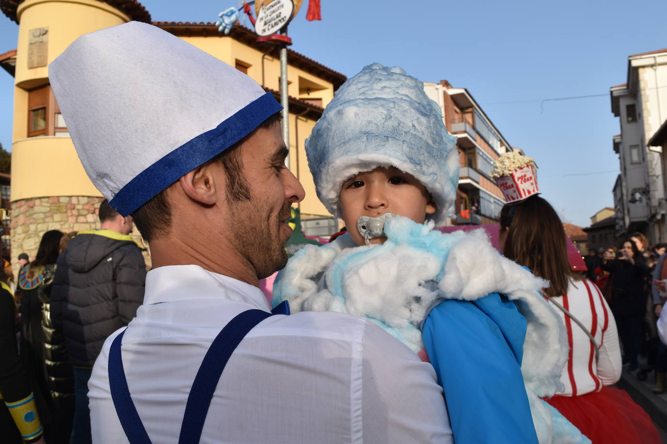 Fotos: Los niños, protagonistas del carnaval de Aguilar este domingo