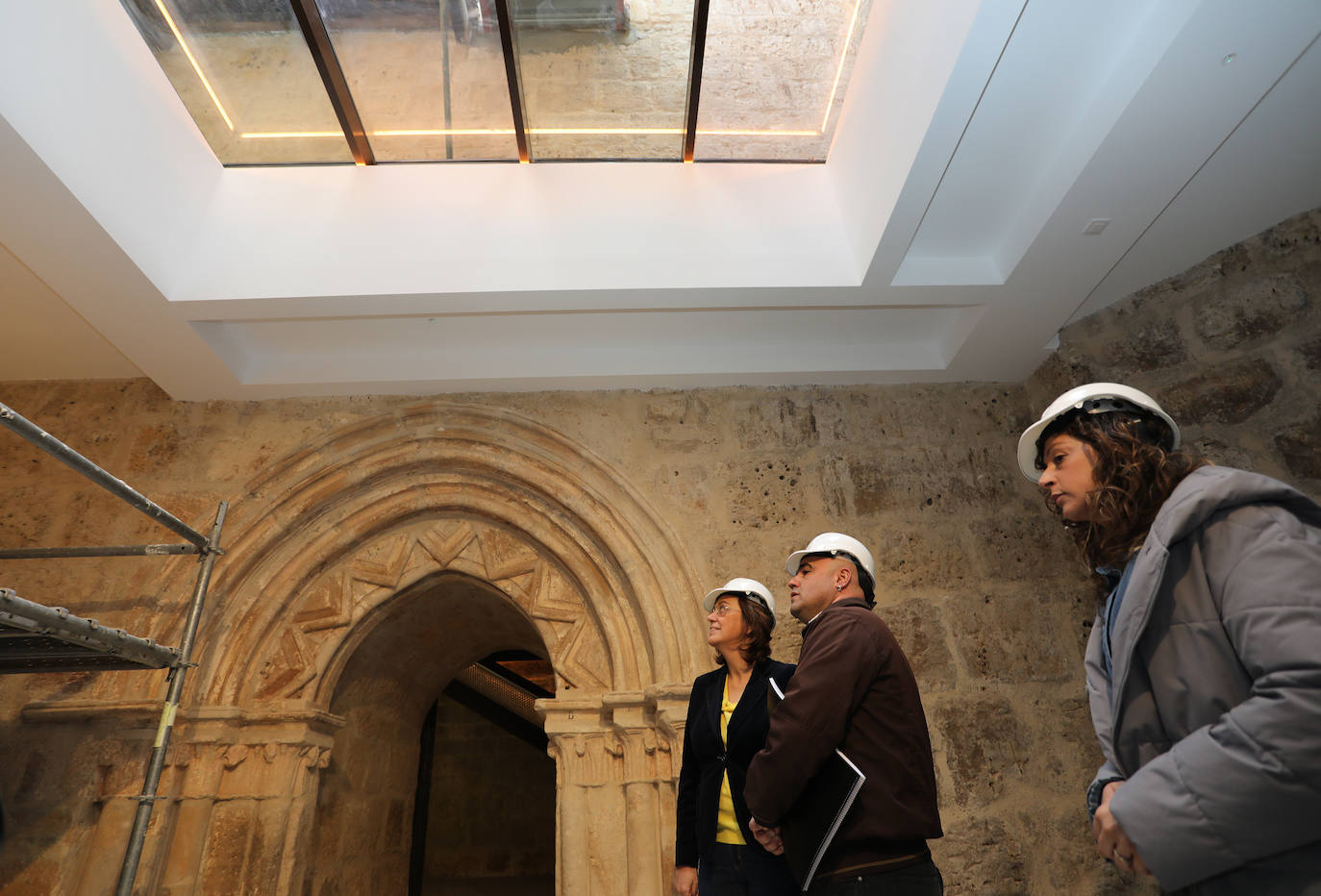 Fotos: El castillo de Monzón se prepara para abrir al turismo