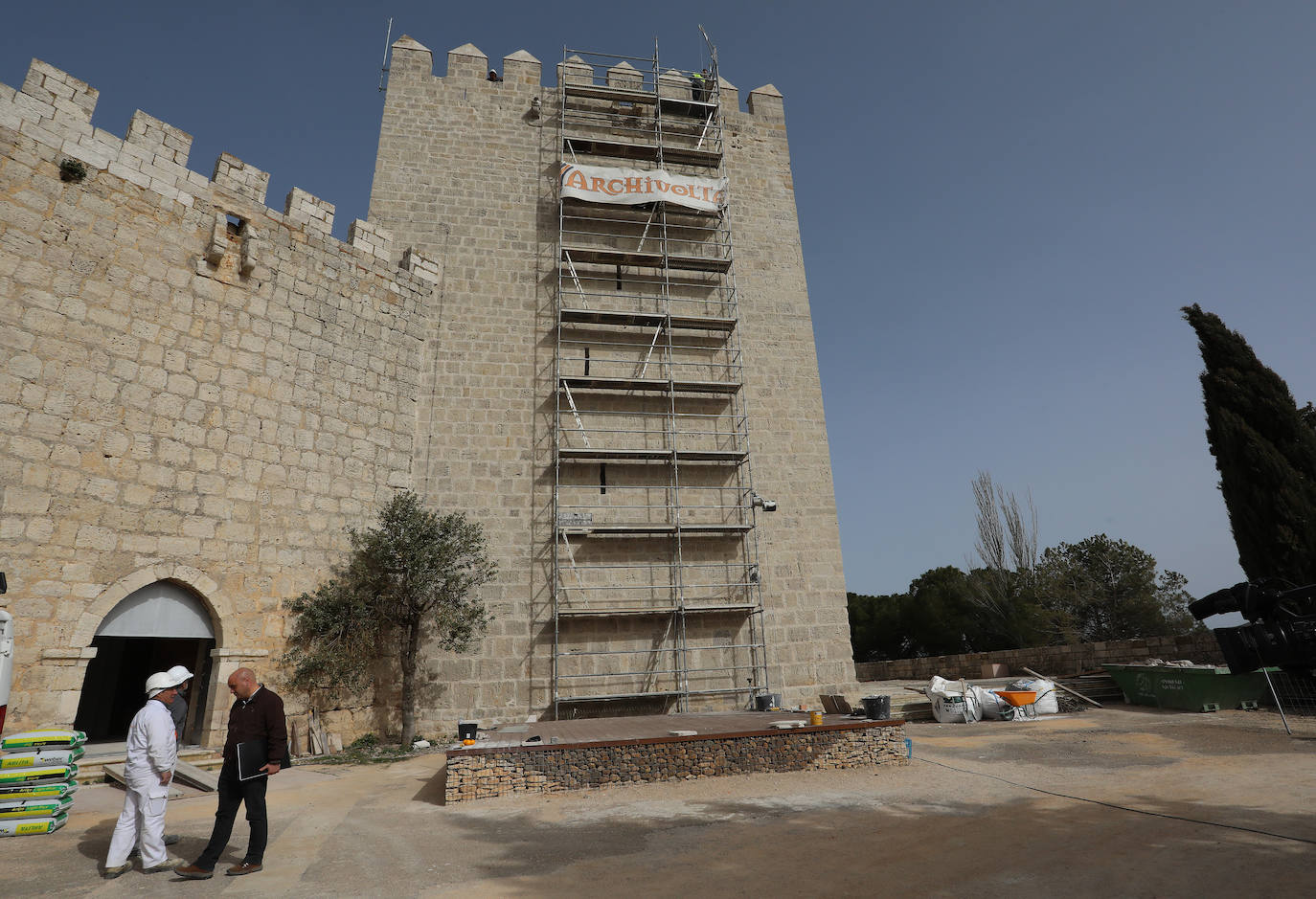 Fotos: El castillo de Monzón se prepara para abrir al turismo