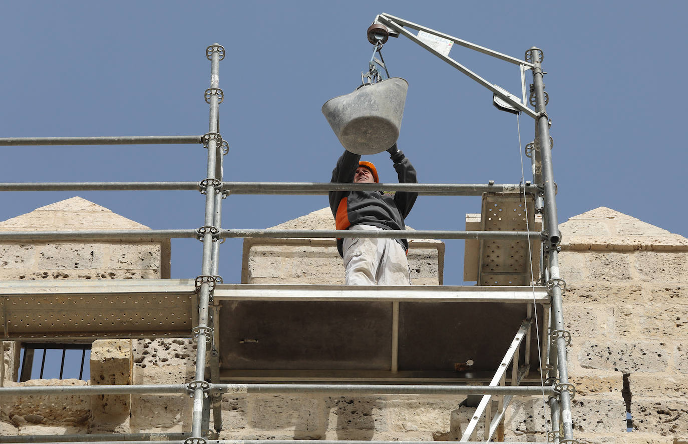 Fotos: El castillo de Monzón se prepara para abrir al turismo