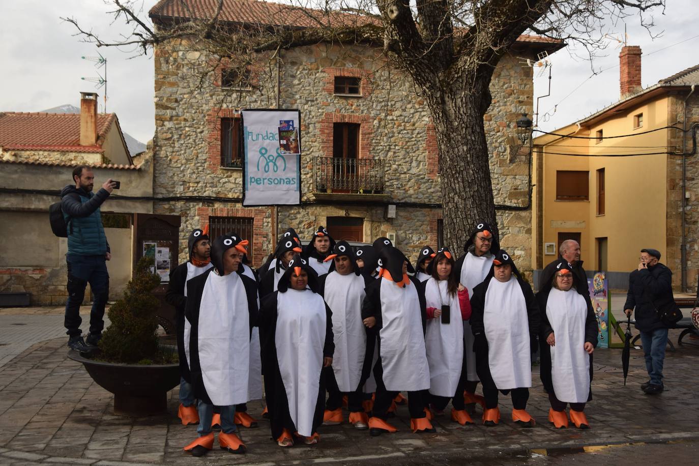 Fotos: Desfile de carnaval en Velilla del Río Carrión