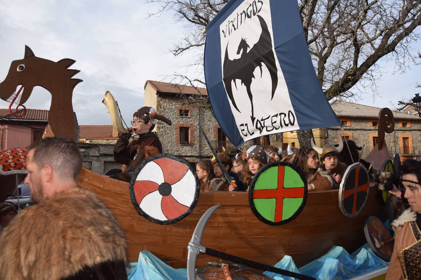 Fotos: Desfile de carnaval en Velilla del Río Carrión