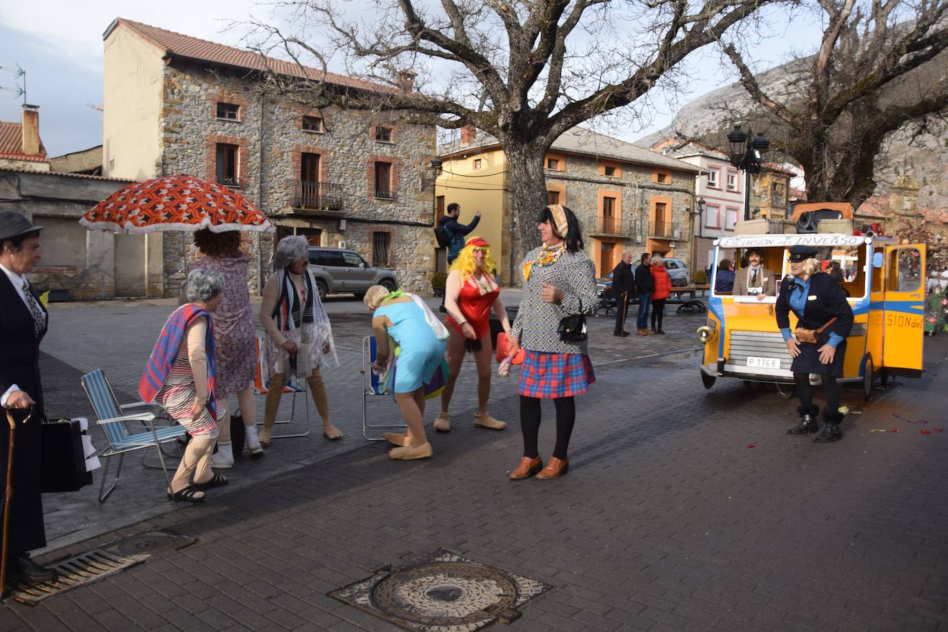 Fotos: Desfile de carnaval en Velilla del Río Carrión