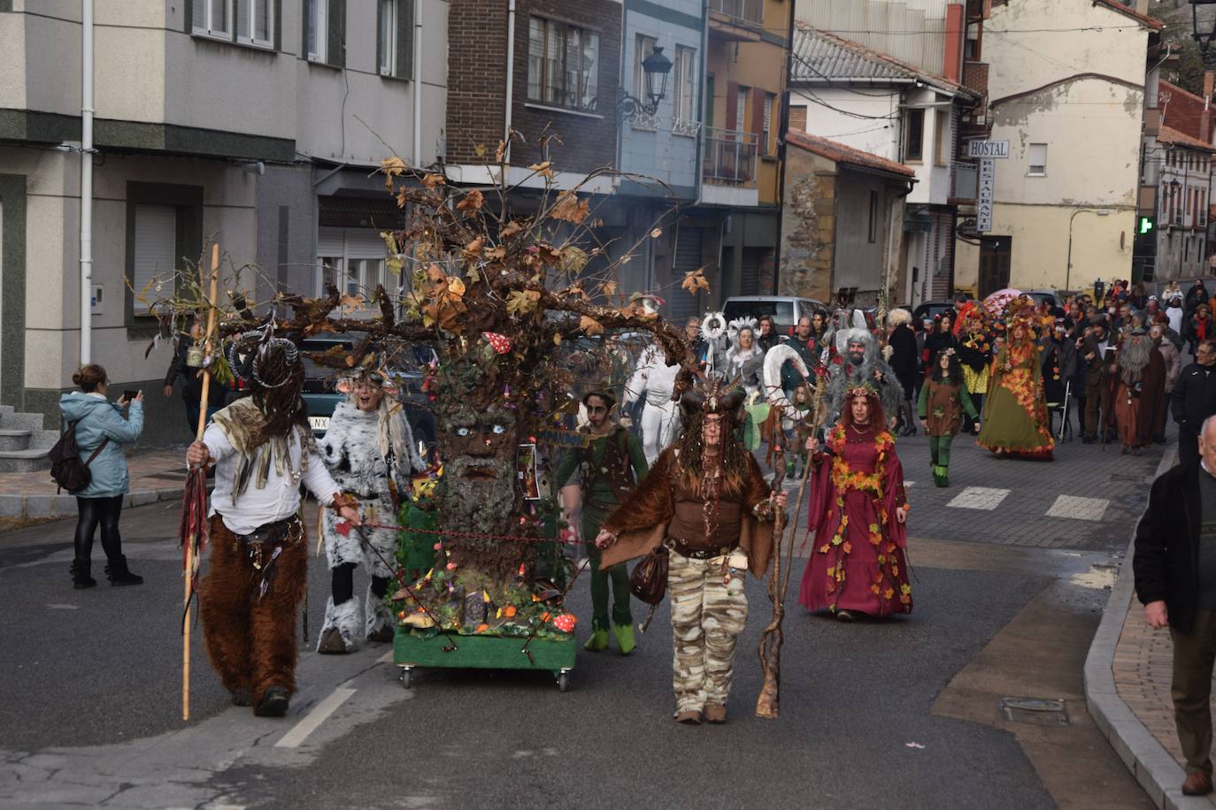 Fotos: Desfile de carnaval en Velilla del Río Carrión