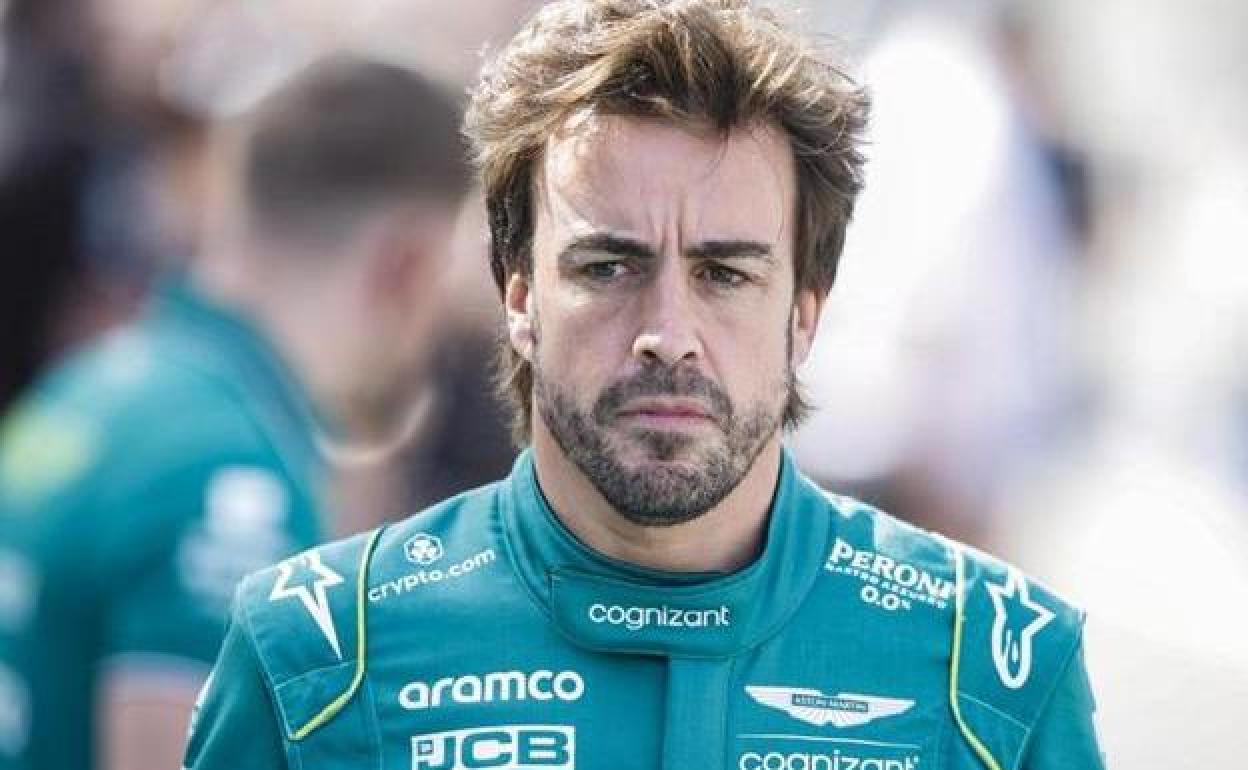 Fernando Alonso, durante los test de pretemporada en Baréin.