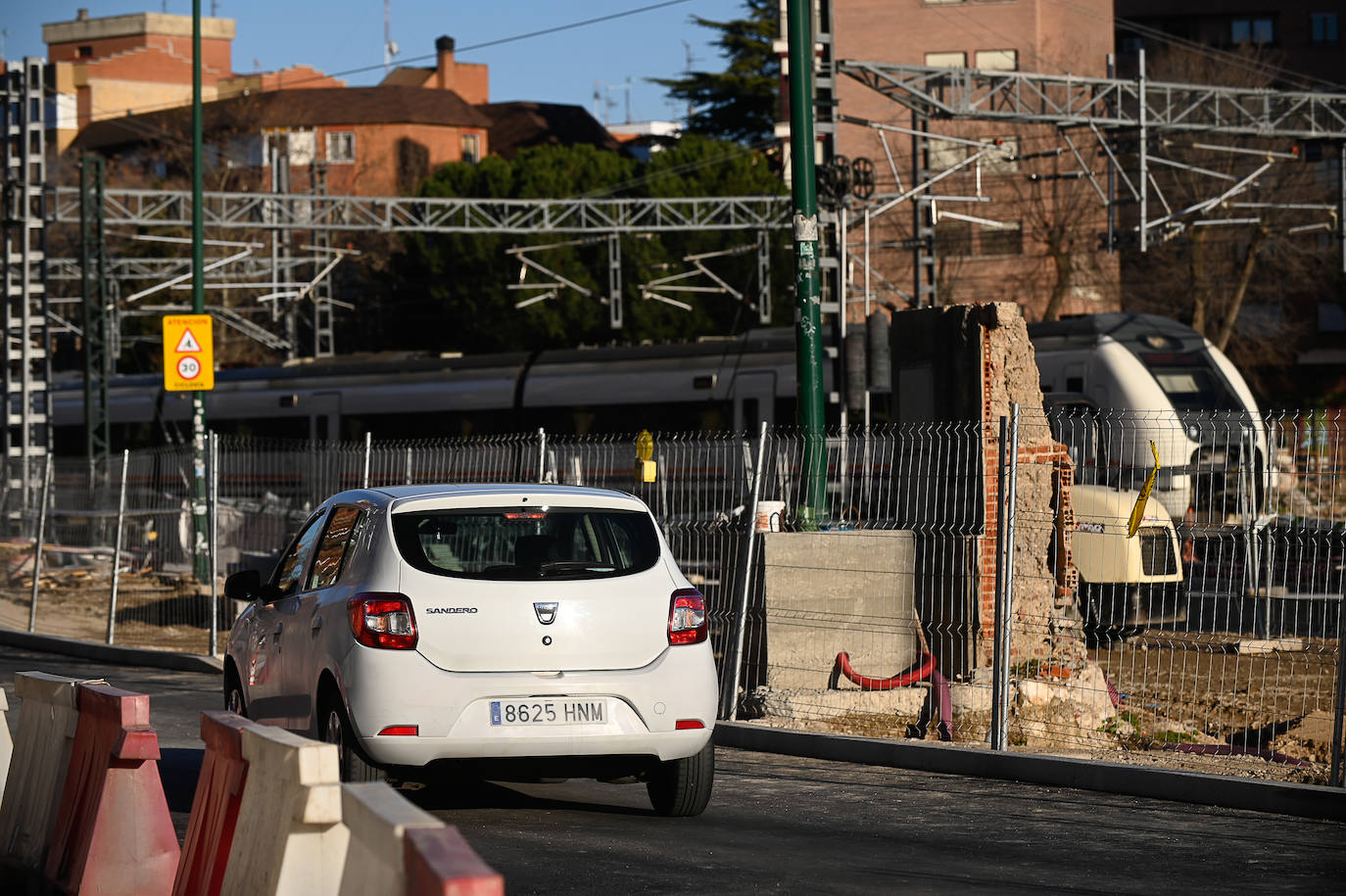 Fotos: La reapertura del tráfico en la calle Estación, en imágenes