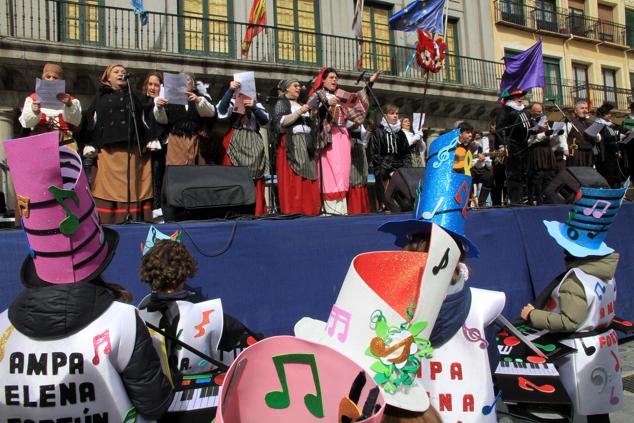 Un momento de las celebraciones por el Domingo de Piñata. 