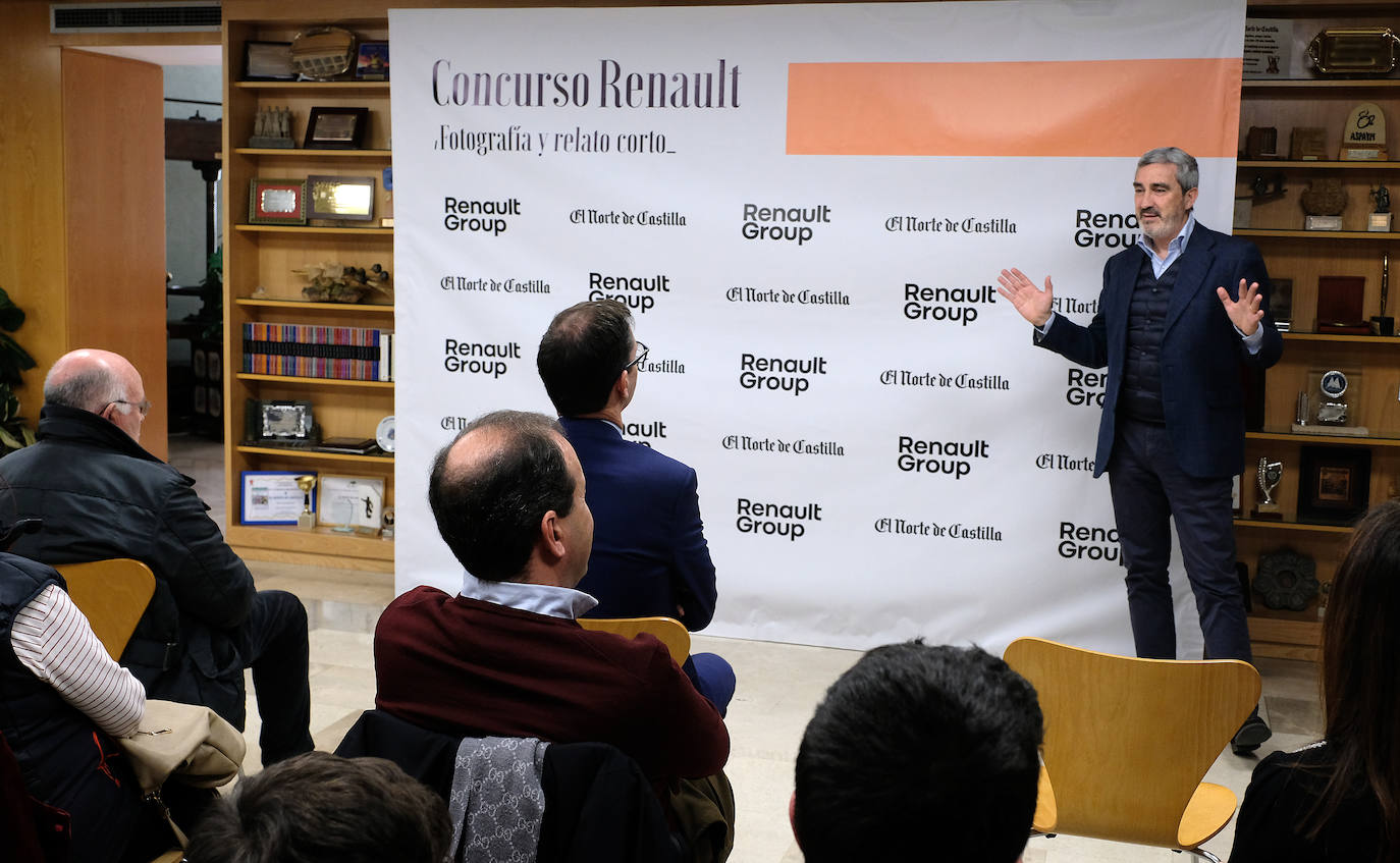 Fotos: Entrega de premios de la XII edición del Concurso de Relatos y Fotografías de Renault