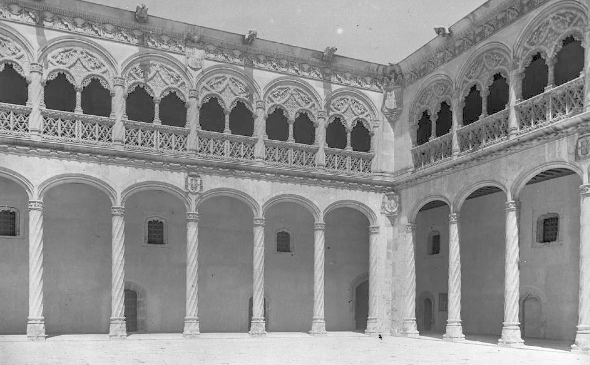 El patio de San Gregorio en los años 30 del pasado siglo. 