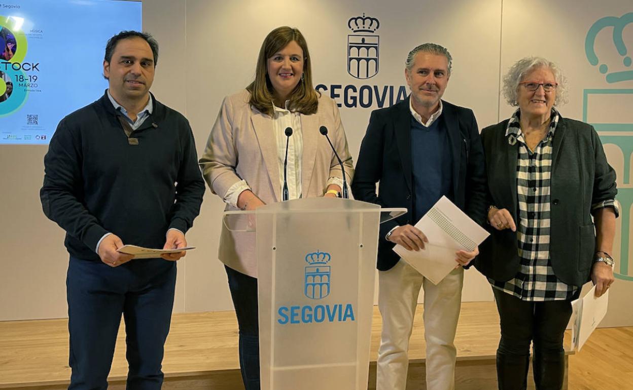 Presentación de la primera Feria de 'Outlet' Segostock. 