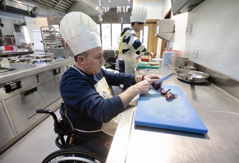 Fotos: Varias asociaciones de Castilla y León imparten cursos de cocina en Valladolid