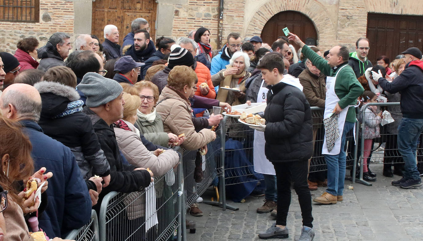 Degustación gastronómica del cerdo en San Lorenzo. 