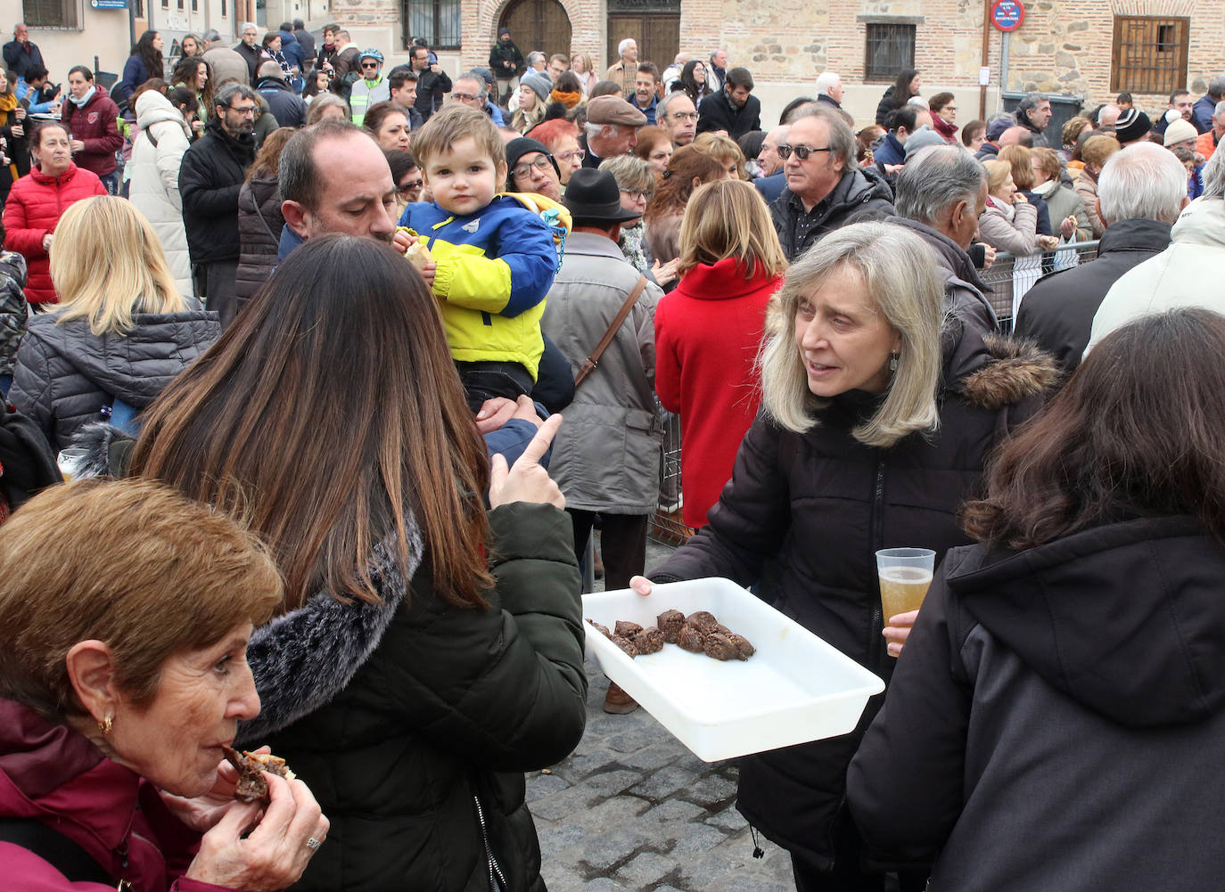 Degustación gastronómica del cerdo en San Lorenzo. 