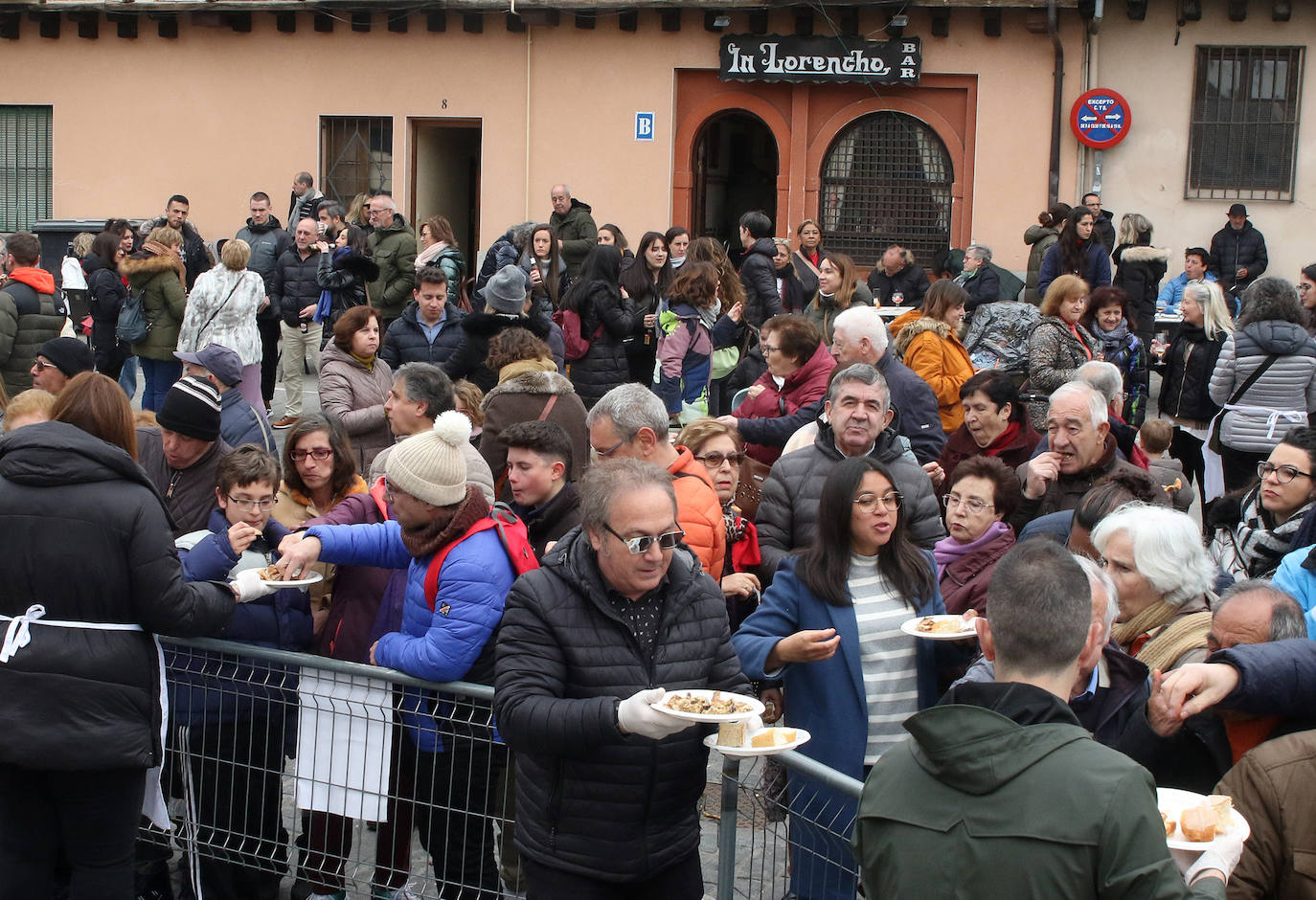Degustación gastronómica del cerdo en San Lorenzo. 