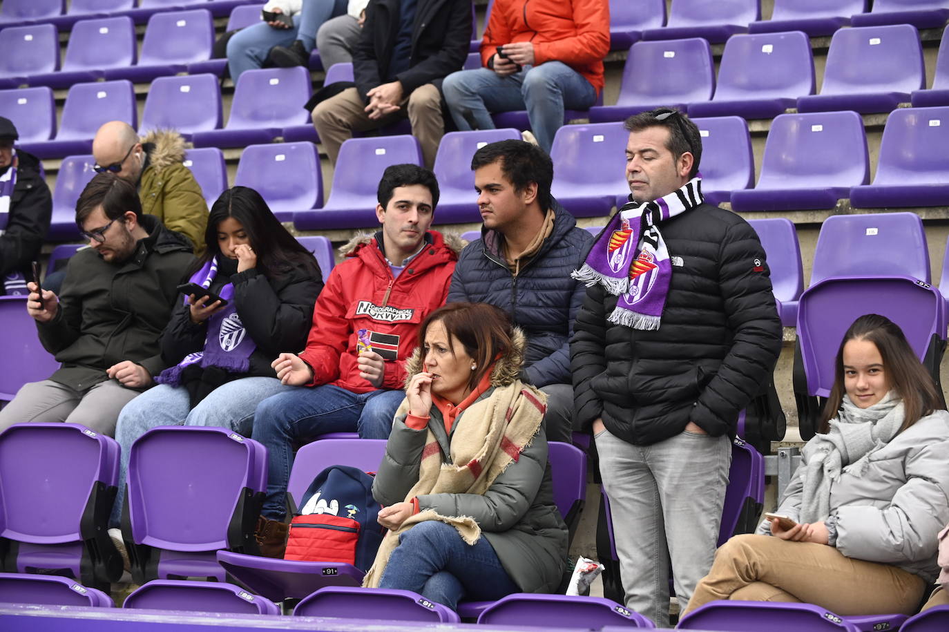 Fotos: Búscate en la grada del José Zorrilla (2/5)