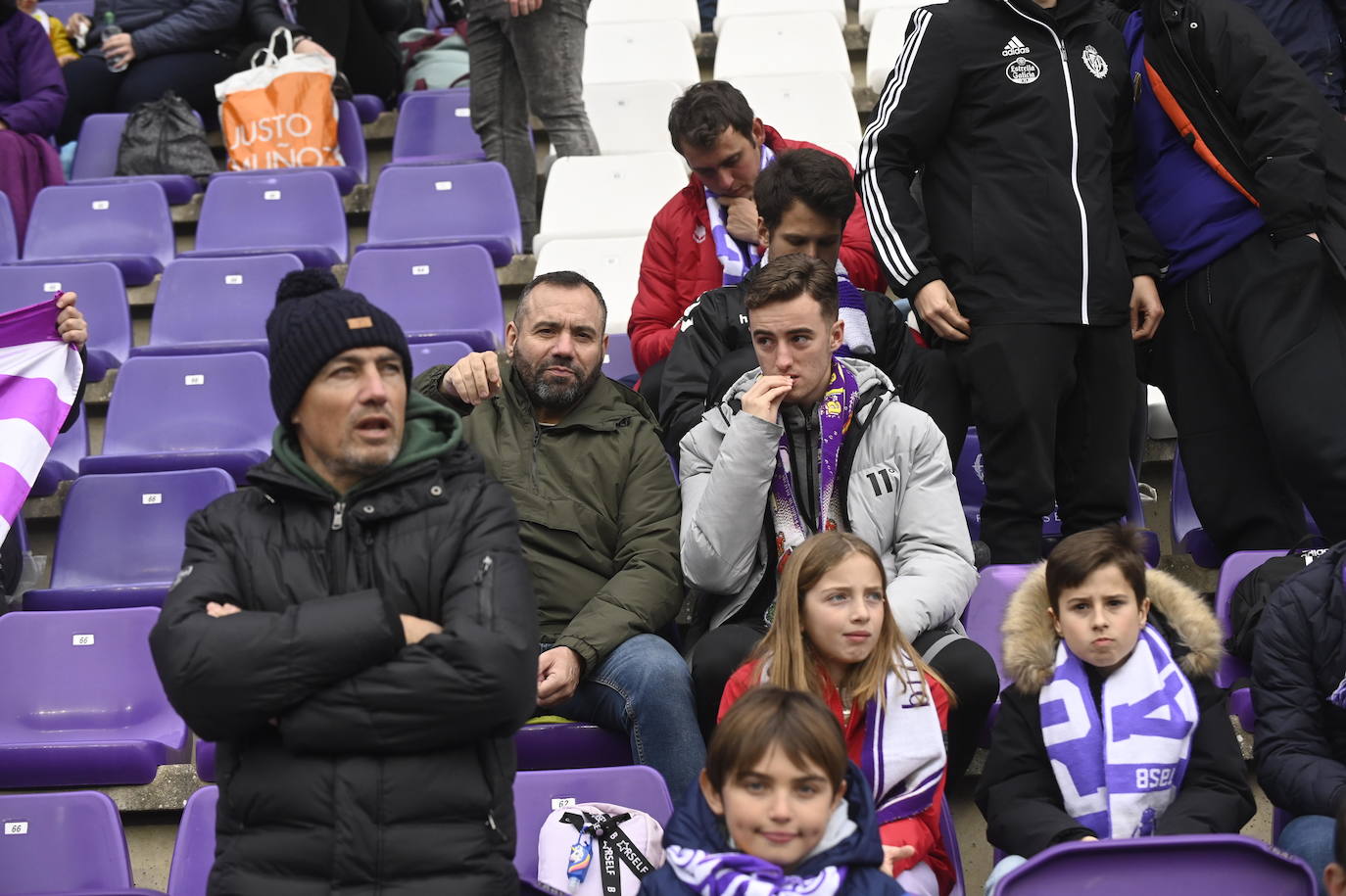 Fotos: Búscate en la grada del José Zorrilla (2/5)