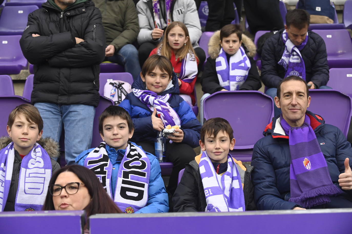 Fotos: Búscate en la grada del José Zorrilla (2/5)